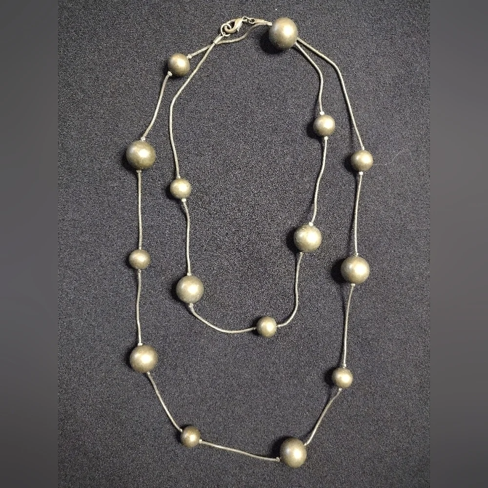 Bronze Gold Beaded Necklace - Picture 3 of 7